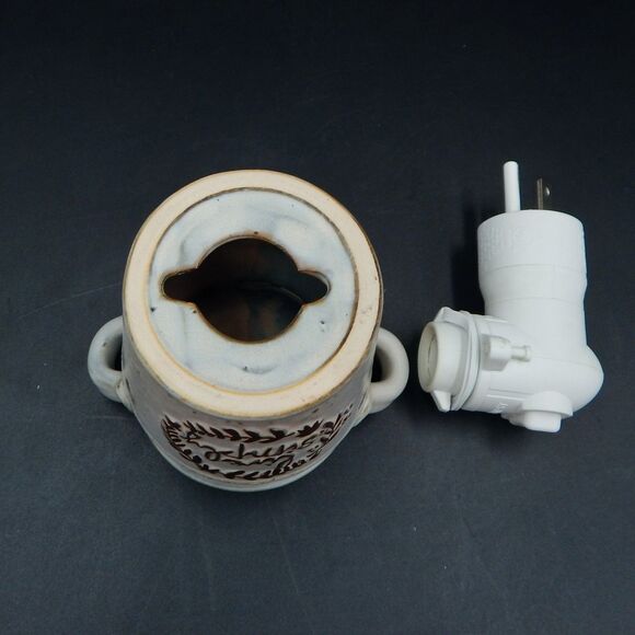 Scentsy LIVE SIMPLY Milk Jug Plug In Electric Wax Warmer Farmhouse Cottagecore - Picture 6 of 8